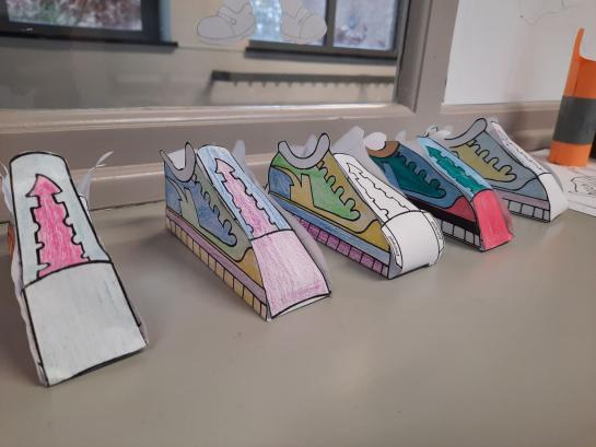 Schoenen in papier - thema Sinterklaas